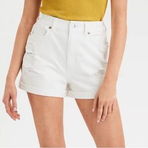 American Eagle Outfitters White Cuffed Mom Shorts size 16